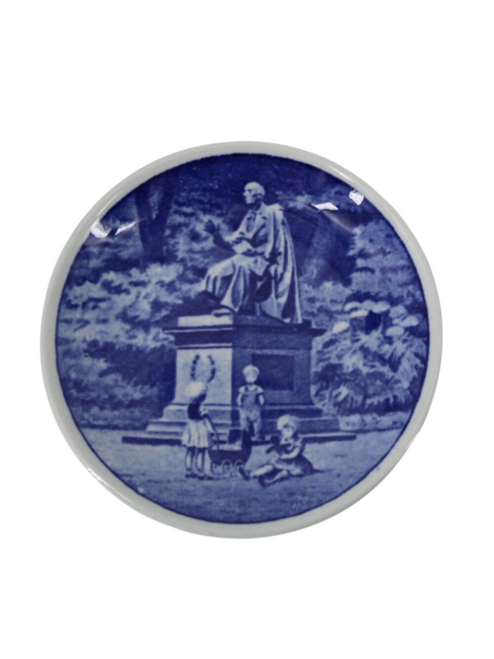 Royal Copenhagen Anderson Kongens Have Blue White 94734 Collectors Plate
